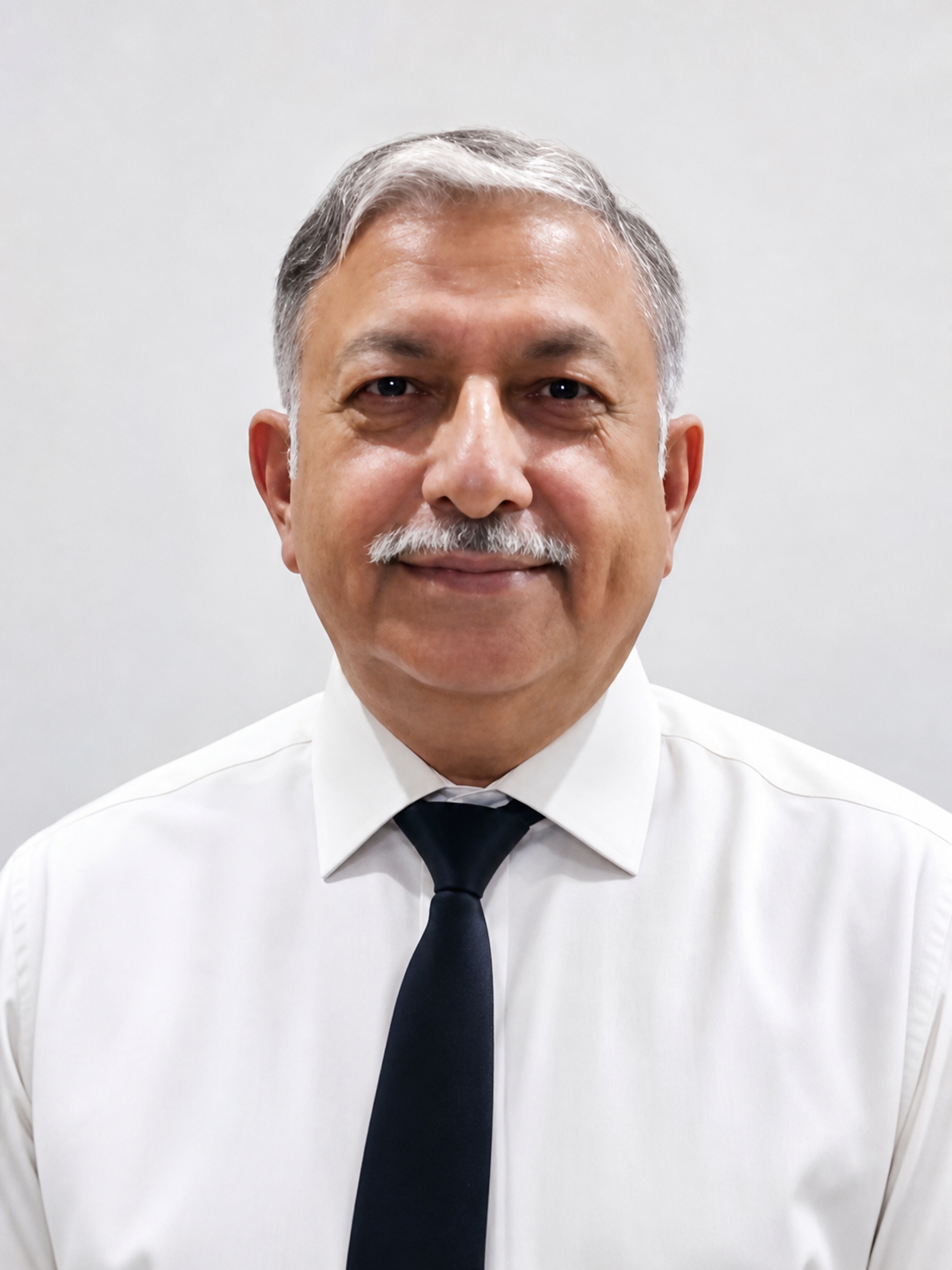 Dr Rajesh Talwar